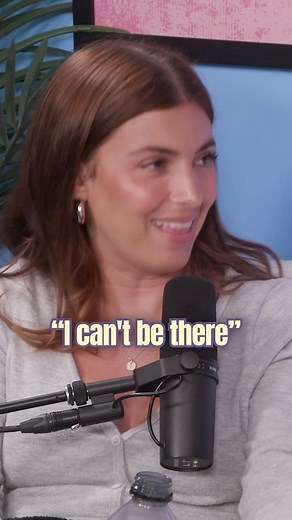 43K views · 124 reactions | PSA: Fran still wants to get the text | Chicks in the Office | Facebook