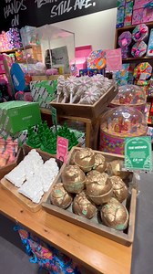 💚 WICKED FLIES INTO LUSH 🩷 Rejoicify as the Wicked X Lush collection lands at #LushSunderland the Bridges. Full of wonders like you’ve never seen, where pink fizzes good with green, it’s perfect for any witch or wizard that there is or was! Music is used for entertainment purposes only. | Bridges Sunderland