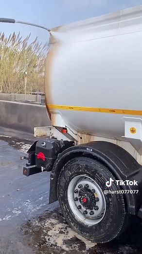 Car washing videos that can cure obsessive-compulsive disorder #wash #fyp #car #carwashing