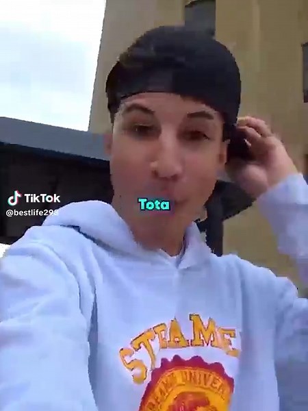 Tota is a genius #kaicenat #rakai #tota #ray #viral | ray