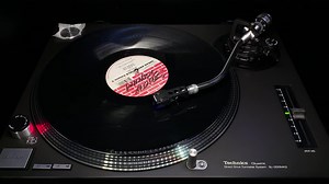 28 reactions | DJ Sneak – Sneak Essentials Volume 2 – What Am I (Dub...
