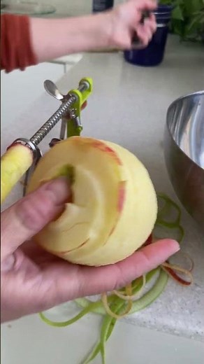 Magical Apple Peeler Corer Slicer Machine
