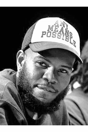 Who Comes First: Mom, Girl, or Daughter?