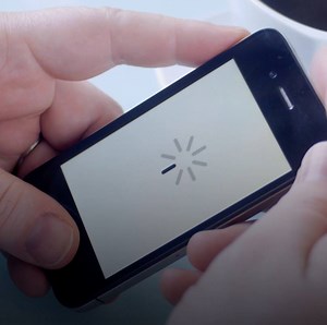 Sending texts and using apps without the internet isn’t magic. It’s very real. And it could be a game-changer for those that need it most. Here’s why… | Freethink