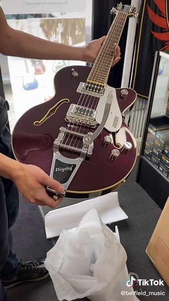 GRETSCH G5655T #gretsch #gretschguitars #guitar #music #guitarist#guitarplayer #rock #guitarsolo #bass #fender #stratocaster #gibson #telecaster #fenderstratocaster #guitars #blues #musicstore #guitarra #electricguitar #acousticcovers #acousticmusic #ibanez #ibanezguitars #australia #purple