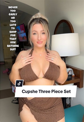 Shopping for Bathing Suits Off-Season: Best Tips