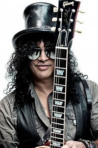 SLASH Interviewed In Austria (Video)
