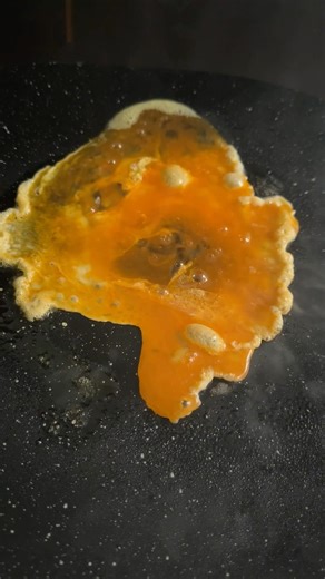 Frying Eggs ASMR | Relaxing Breakfast Cooking Sounds (No Talking) #shorts