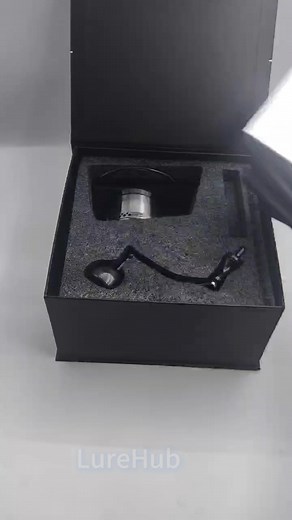 Experience the ultimate in long-distance casting with our professional-grade spinning reel! Designed with ultra-lightweight carbon fiber and a precision-machined aluminum spool, this reel delivers exceptional performance and durability. ✅ 12 1 bearings for smooth operation ✅ Standard gear ratio for effortless casting ✅ Super lightweight at just 470g Don't miss your chance to elevate your fishing game! Cast farther, catch more! 🌊🐟 | Lure Hub