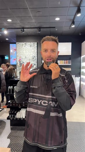 BPerfect Cosmetics on Instagram: "It’s GIVEAWAY time!🚨 Our online orders are officially closed for Christmas!👀 But don’t panic our BPerfect Megastores have EVERYTHING you need!🎁✨ From sold out sets to EXCLUSIVE bundles, it’s time to get Christmas ready!🎅🏼🎄 To WIN a Christmas set: ✔️ Like this post ✔️ Share to your stories ✔️ Let us know your FAVE set below ✔️ Follow @bperfectmega Visit us in your nearest store to shop🛍️ #bperfect #bperfectmega #bperfectcosmetics #bperfectmegastore #megast