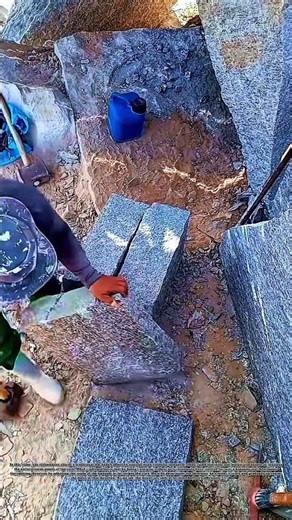 Stone Splitting Technique That Doesn't Require Iron Wedges #job #skills #tools