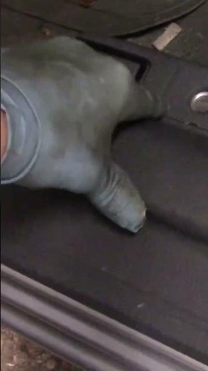 Gas tank door won’t open!!! Here is the fix. Click the link below for full video . #automobile
