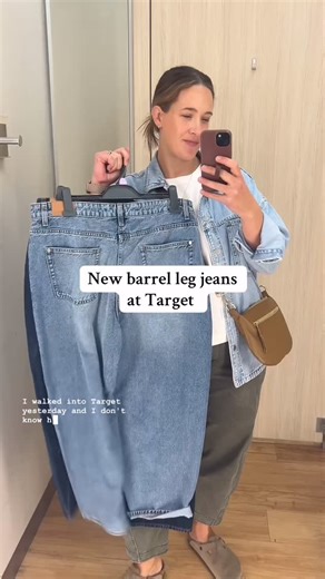 Georgia - Midsize Outfits & Try Ons on Instagram: "Alert- they’re $35 right now! 🏃‍♀️ Comment PLEASE on this post to receive a DM with the link to the jeans ❤️ #target #tryon #midsize #size16 #targetfinds #changeroom #affordablefashion #barreljeans #denim https://liketk.it/5gFUt @targetaus"