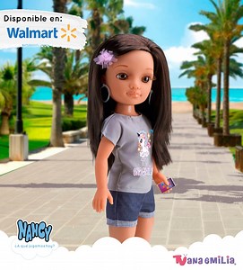 Hoy Nancy tiene muchas ganas de jugar a que es Ana Emilia y divertirse grabando unos cuantos videos. ¡Le encanta jugar a ser youtuber! 🤩 Encuentra a Nancy, un día con Ana Emilia en tiendas Walmart Supercenter.✨ | Nancy