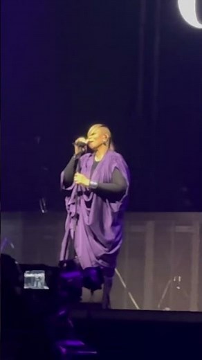 Gabrielle Out of reach live O2