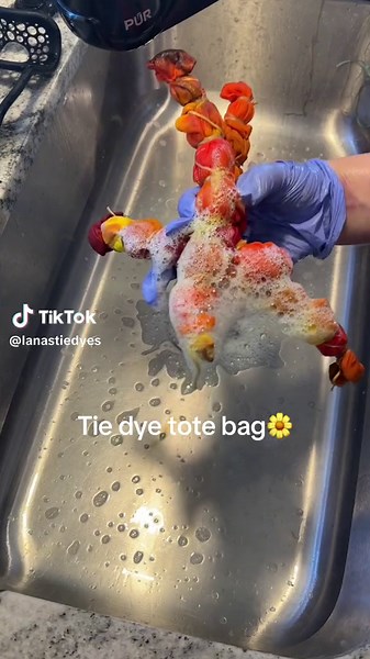 Tie Dye Tote Bag Tutorial: Geode Pattern with Smiley Face