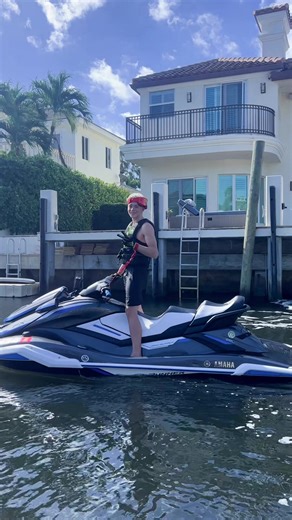 Experiência de rolê no jet ski incrível!