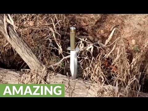 Where is the original Bowie knife?