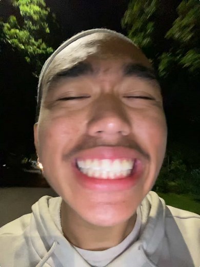 yang make sound lagu ini lucu, kaya aku