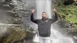 Student doctor reveals signs of depression