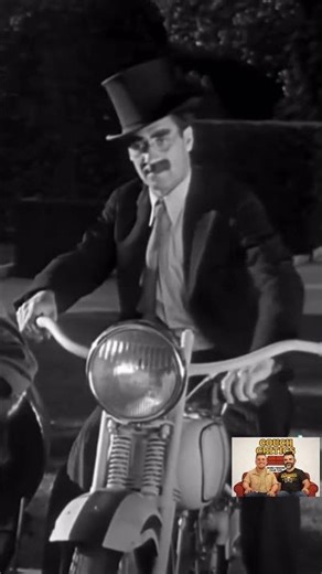 Groucho Marx Can’t Be Fooled Twice 😂 | Classic Marx Brothers Scene