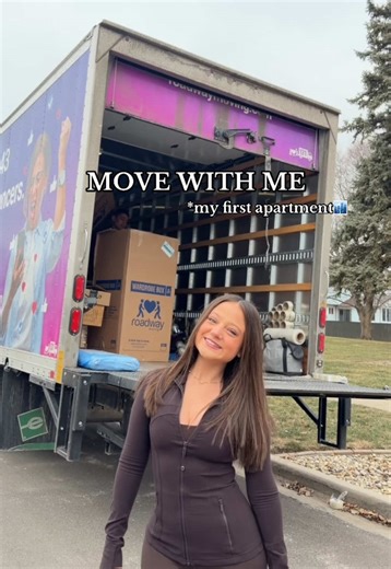 can’t believe the day’s finally here🤭 @Roadway Moving use code: sophiacastiblanco10 for a discount on your next move!! #roadwaypartner #firstapartment #movingvlog #roadwaymoving