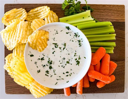 This Creamy Cottage Cheese Dip Is the Snack I Make Every Single Week