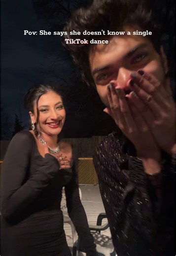 She didn’t even let me record myself, the reaction was absolutely genuine. MY MOUTH WAS WIDE OPENNNN. #unscripted #REALREACTION