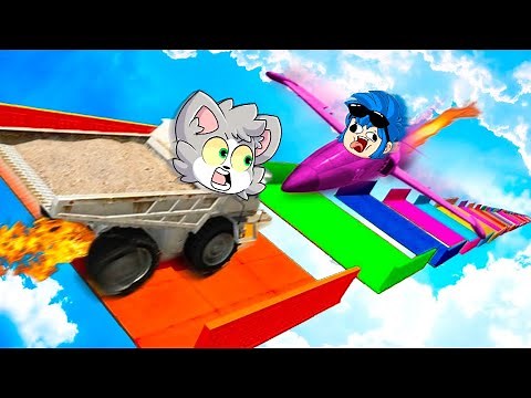 GTA 5 ¡AVIÓN VS CAMIÓN VS MEGA RAMPA! ✈😱 Los COMPAS CHOCAN en SUPER COCHES