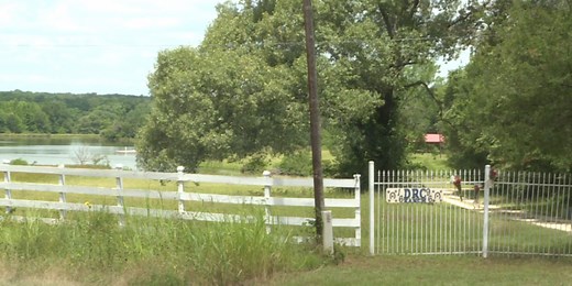 ‘This doesn’t happen here’: Centerville mourns the loss of a grandfather, 4 grandchildren