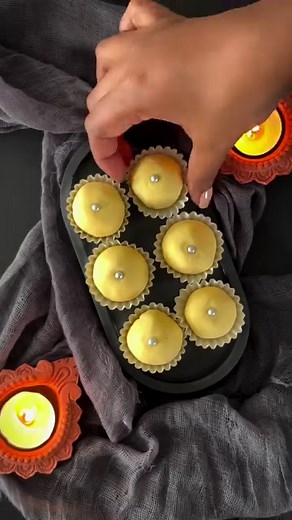 13K views · 469 reactions | Simply Wonderful for Diwali 杖 It is an Indian sweetmeat that is super easy to make with no cooking required & only needs 3 ingredients! You may add on more to amplify the flavours. These are also referred to as Milk Mawa, Doodh Peda, Khara Pera or Milk Ladoo. Full recipe is on eatmeerecipes.co.za #eatmeerecipes #reels #simplywonderful #sweetmeats #diwali #diwalipreparations #3ingredients #nobake #recipes #reelsinstagram #southafrica | EatMee Recipes | Facebook