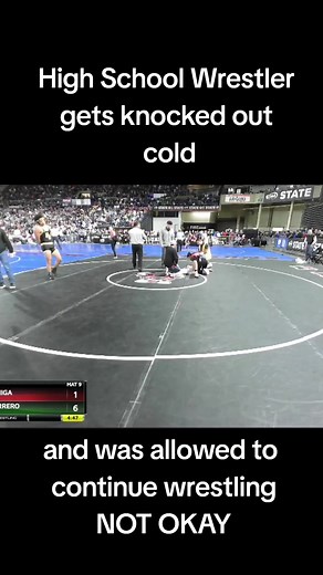 Wrestler gets knocked out cold and they let him keep wrestling. this CANT happen. #folkstylewrestling #washingtonwrestling #wrestling #washingtonstatewrestling #usawrestling #nfhs #wiaa