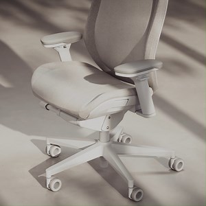 Find your ideal gaming position with Refine by adjusting your seat to your preferred height, depth, and armrest configuration. Find out more about Refine's adjustments: https://youtu.be/pib779IICjo?si=SgcEwxgWIPYsYZfC | Fractal Design