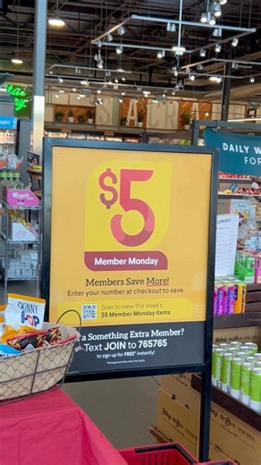 More savings, less work 💥 Something Extra members score $5 Member Mondays and exclusive every day Member Prices. No clipping needed—just enter your number at checkout and watch the savings add up. Not a member? Text JOIN to 765765 or download the Raley’s app and start saving today! #savings #monday #noclipping #deals #raleys #somethingextra | Raley's