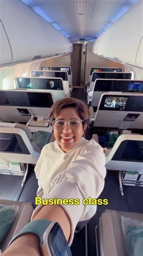 ഇതൊക്കെയാണ് ലൈഫ് | Business Class Travel Experience | Is It Really Worth It?