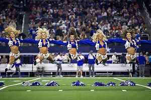 5 richest NFL cheerleaders of all time feat. Teri Hatcher