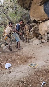 Hadzabe first time vs mirror 😲🪞 pure surprise in the wild #Hadzabe #FirstTimeExperience #africaculturelifestlye | Africa Culture Lifestyle