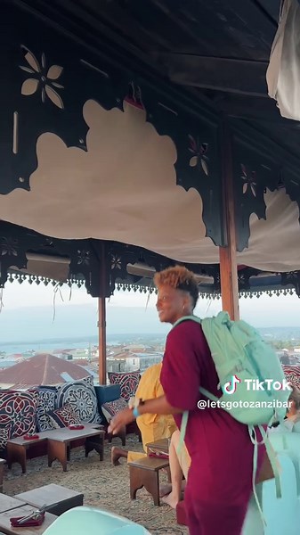 Visite l'emblématique bâtiment de Stone Town à Zanzibar