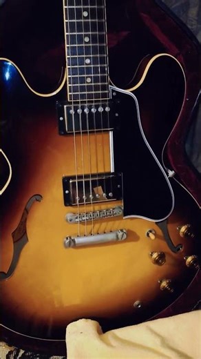 Gibson historic ES‐335 1959 vintage burst♪