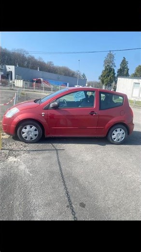 PHOTOS MAGNIFIQUE CITROËN C2 TIC TAC À VENDRE SUR LE PARKING DE CASTEL VIANDES À CHÂTEAUBRIANT (44)