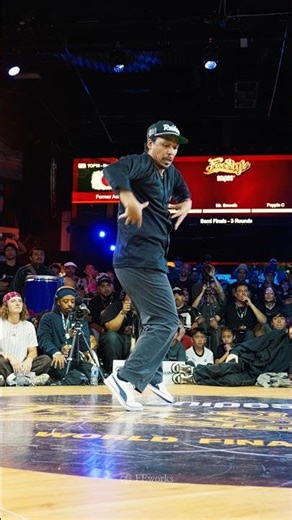 Watch this incredible body control… it’s literally goosebumps level. 🔥 Madoka 🕹️ Freestyle Session