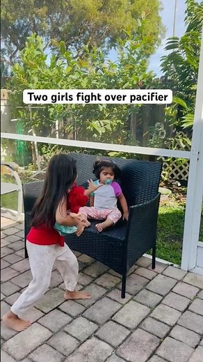 2 girls fight over pacifier😭/Baby Girl crying_video/big sister attack🙏please…