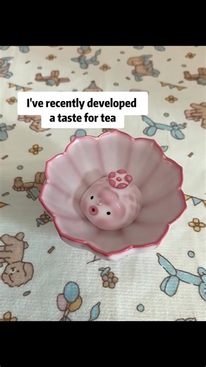 Little Fish Blowing Bubbles — Cute Teacup Cartoon