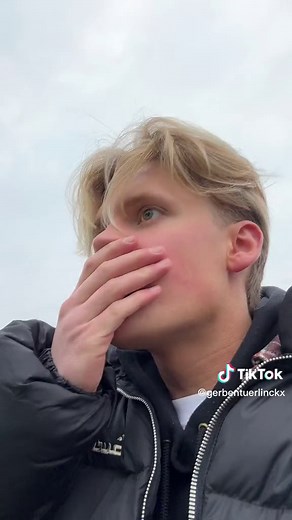 Burberry Fashion Meets Fun: Inflatable Object Adventure