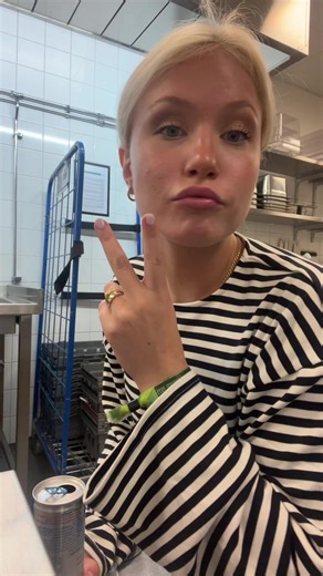 idA (@idaarleback)s videor med original sound - Van Buren