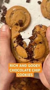Best Gooey Chocolate Chip Cookie Recipe