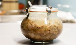 ᐉ 4 nej recepty na zavařování pečeného masa pro rok 2025