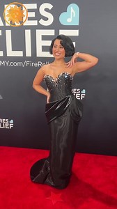 First-time #GRAMMYs nominee RAYE walks the red carpet 🌹 | CBS Mornings