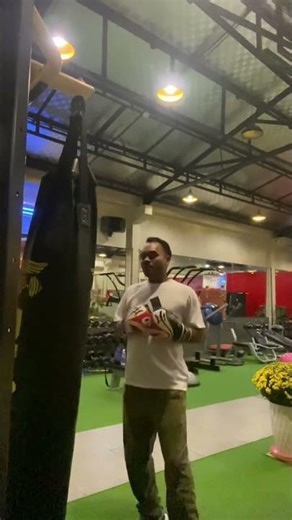 Boxing bag workout #boxing #boxingexercise #boxingworkout #gymmotivation