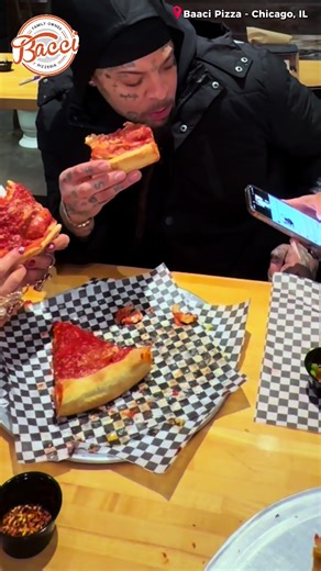 Baccis Pizza 😂😂😂 in Chicago@Lovelymimi @Mr.Stretch19 | Deep Dish Pizza